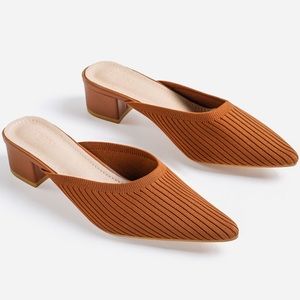 Tijn Mules, almost new! Caramel size 8